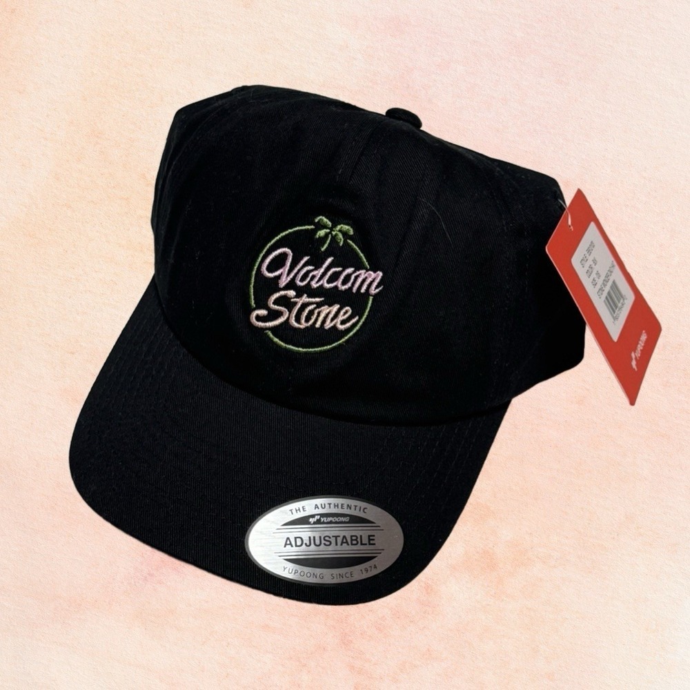 NWT Volcom Stone Wonder Dad Hat Black Adjustable Hat OS embroidered Pink‎ Logo